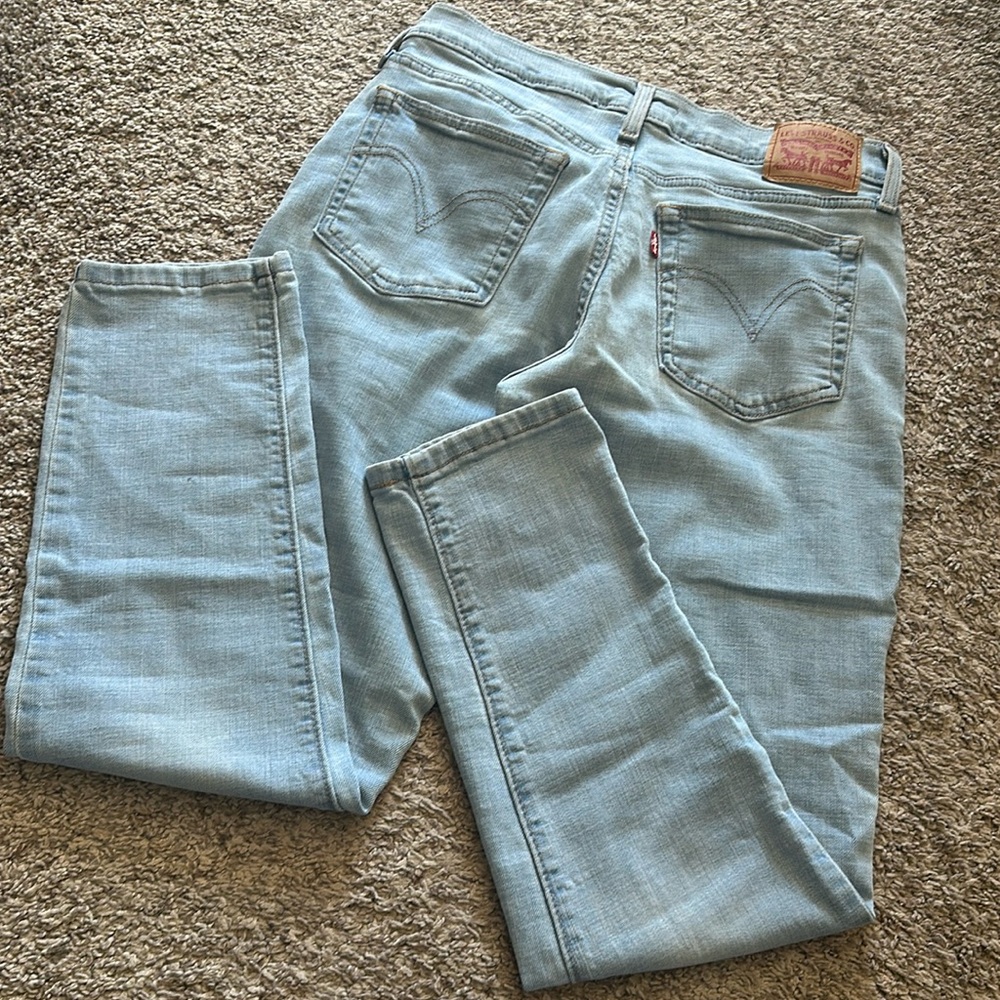 Levi’s boyfriend women’s size 27